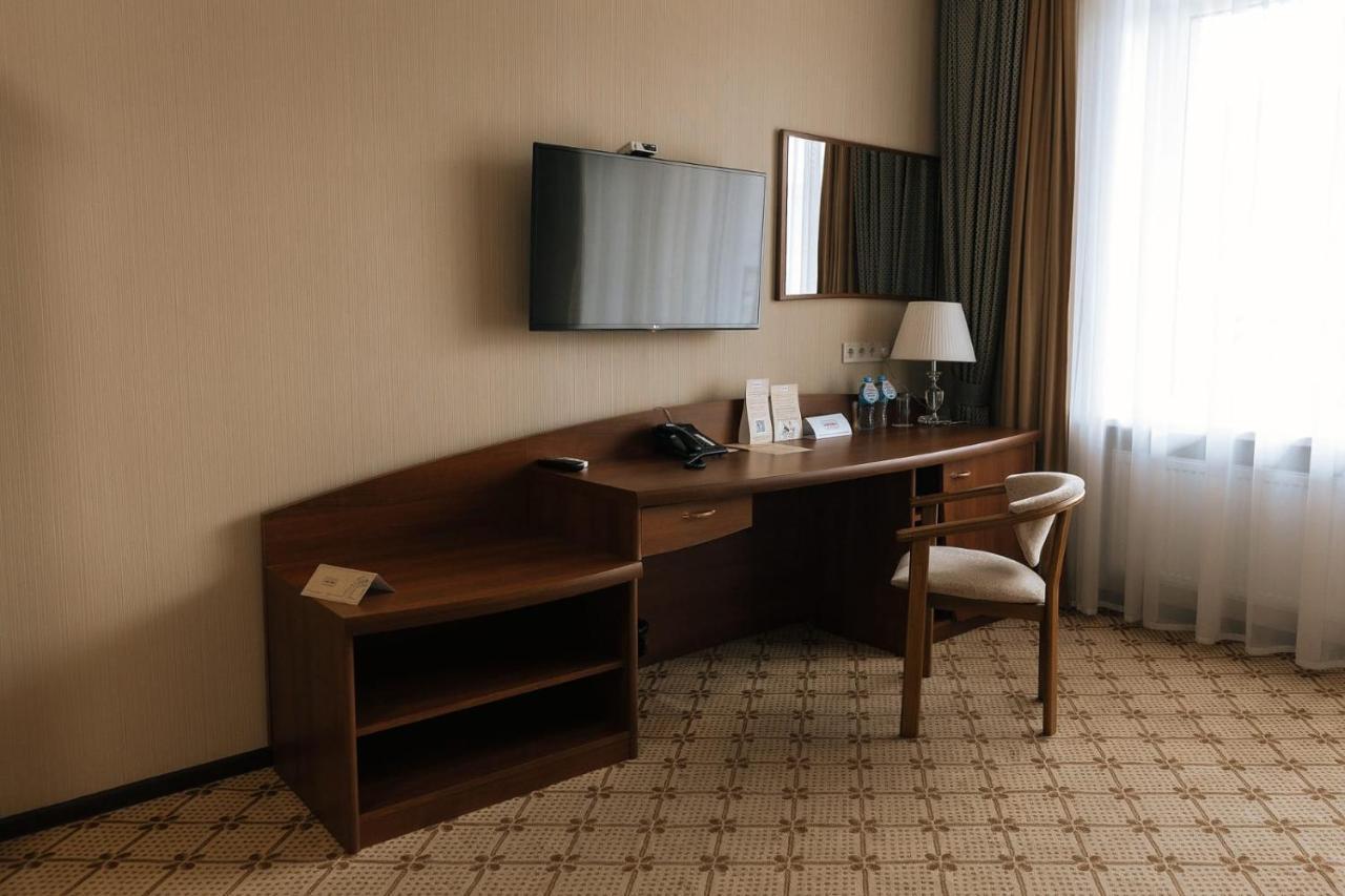 Medeu Hotell Qostanaj Exteriör bild
